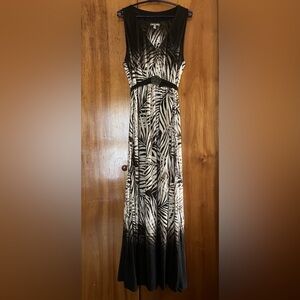 Roz&Ali very elegant jumper dress Leafy brown, beige and cream maxi length, 20